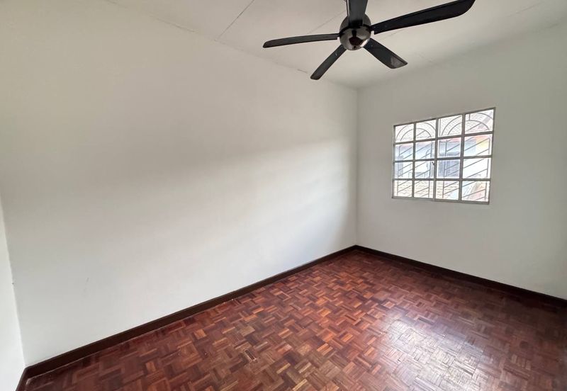 Taman Sri Subang PJS 10