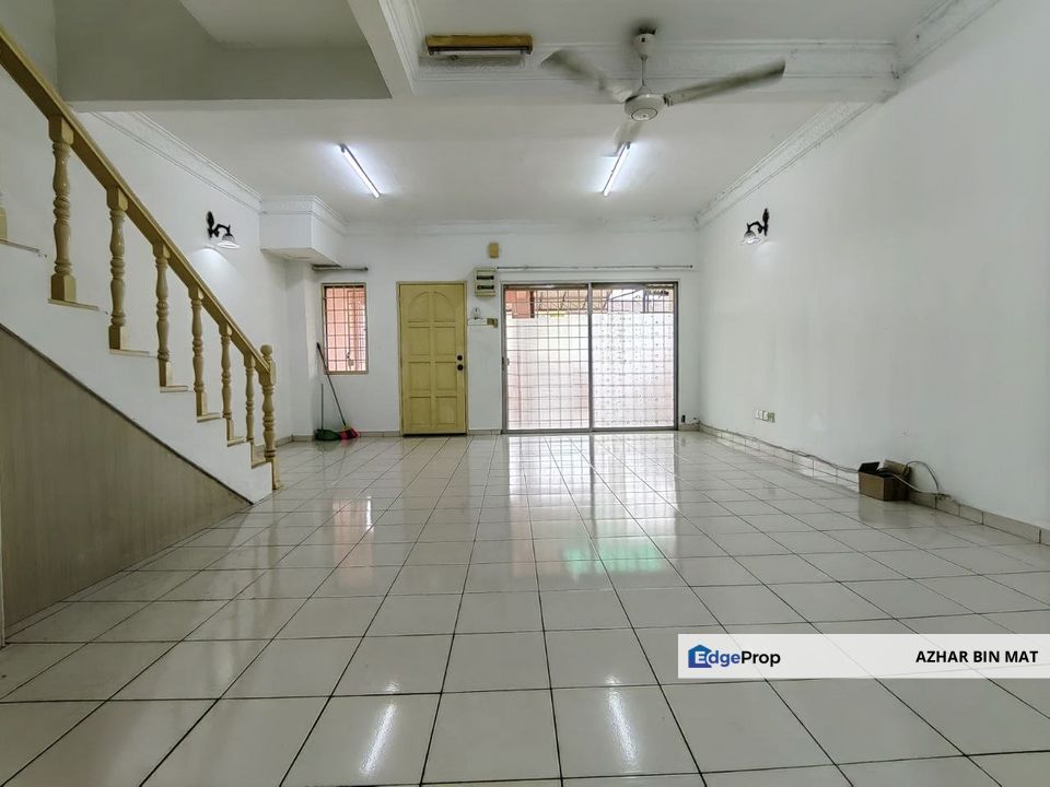 PUJ 1 Puncak Jalil Seri Kembangan Double Storey for Sale, Selangor, Seri Kembangan