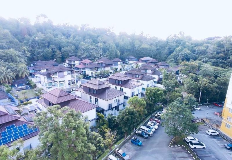 Pangsapuri Kristal (Crystal Tower), Taman Bukit Indah