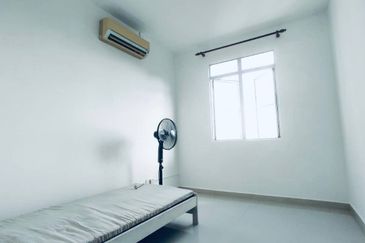 Pangsapuri Kristal (Crystal Tower), Taman Bukit Indah