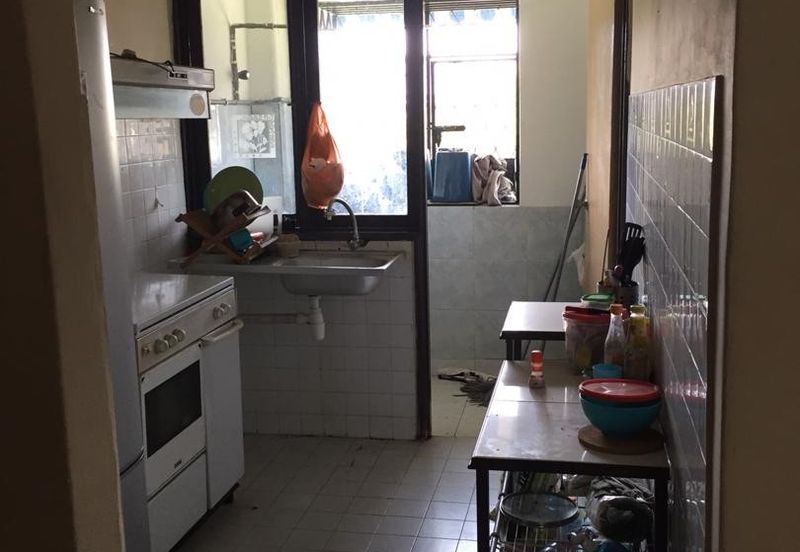 Dahlia Apartment, Pandan Indah