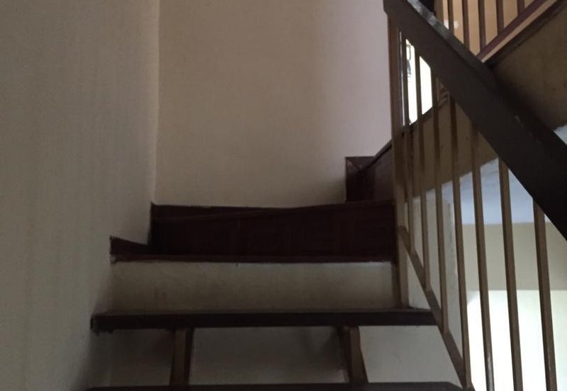 Dahlia Apartment, Pandan Indah