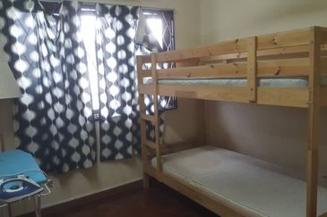 Dahlia Apartment, Pandan Indah