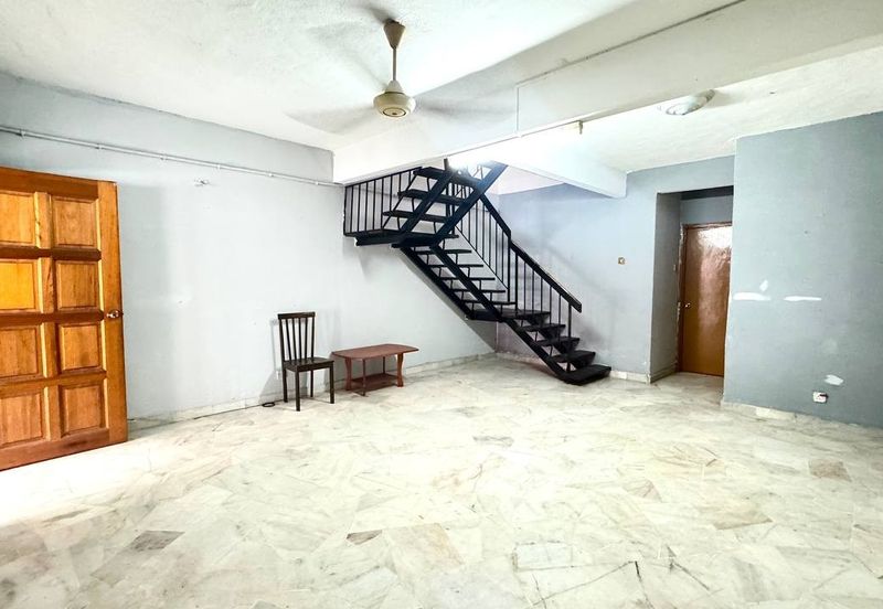 AU 1 (Datuk Keramat)