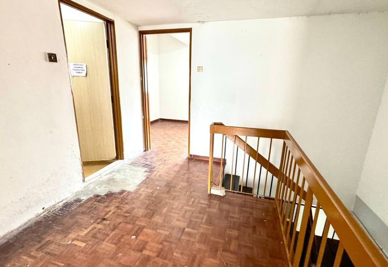 AU 1 (Datuk Keramat)