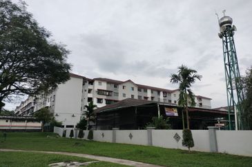 Apartment Teratai