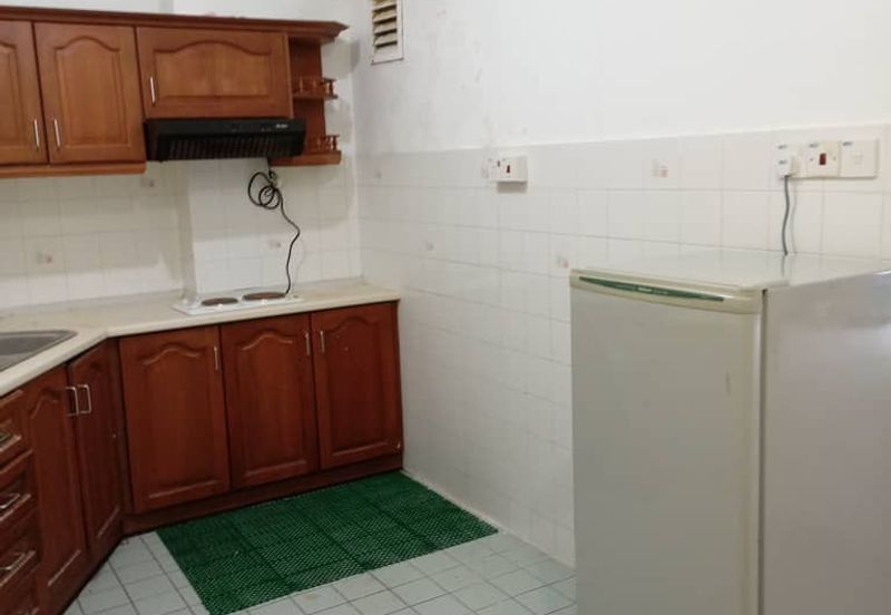 Golden Hills Resort (Amber Court)