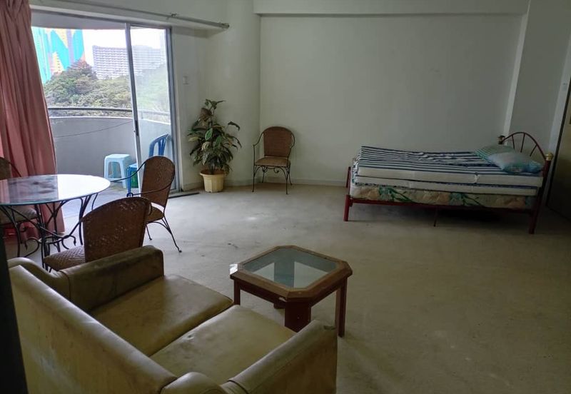 Golden Hills Resort (Amber Court)