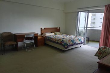 Golden Hills Resort (Amber Court)