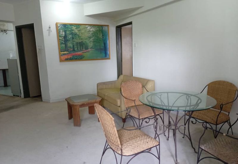 Golden Hills Resort (Amber Court)