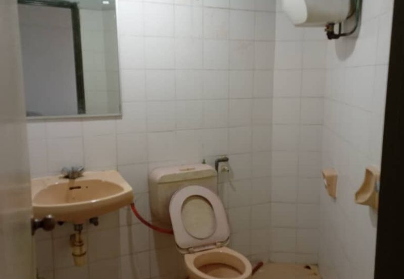 Golden Hills Resort (Amber Court)