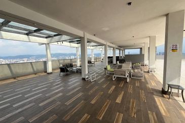 Sentrio Suites (Sentrio Pandan)