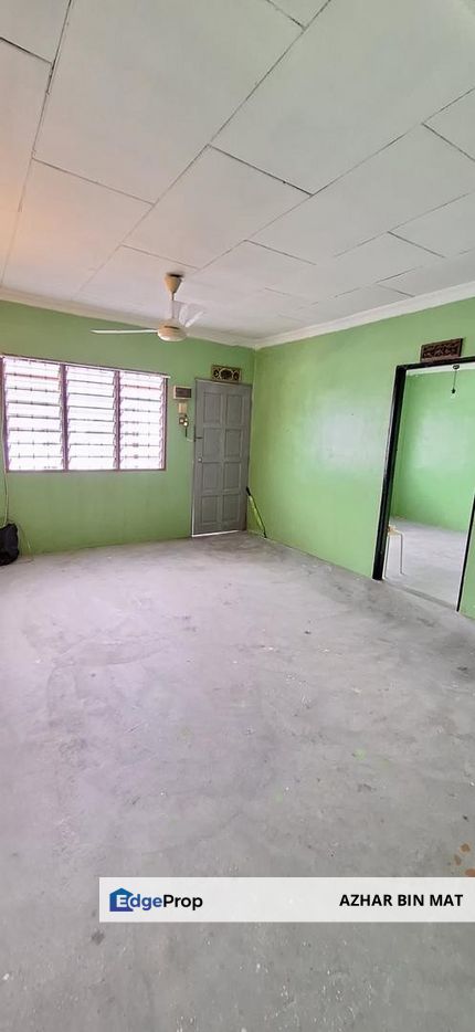 Flat Taman Dagang Ampang blok anggerik near Galaxy Mall for Sale, Selangor, Ampang