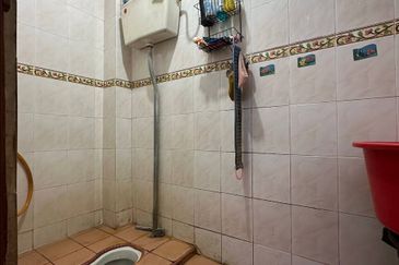 Kampung Melayu Tambahan