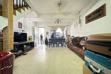 Kampung Melayu Tambahan