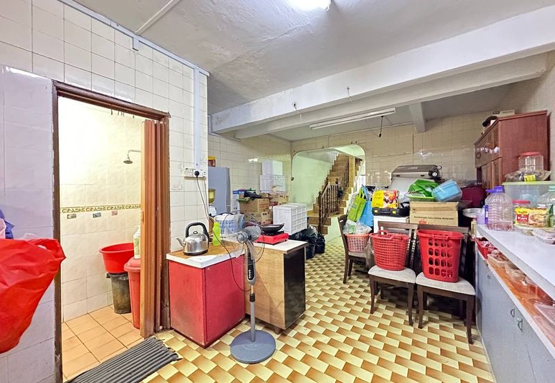 Kampung Melayu Tambahan