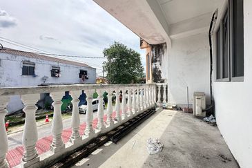 Kampung Melayu Tambahan