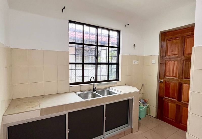 Taman Kinrara Seksyen 2