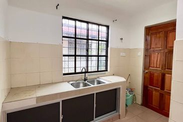 Taman Kinrara Seksyen 2