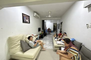 Taman Kinrara Seksyen 2