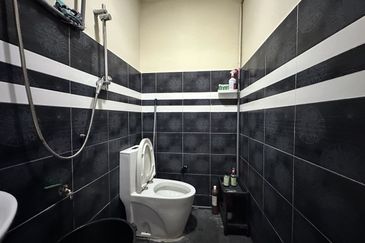 Taman Kinrara Seksyen 2