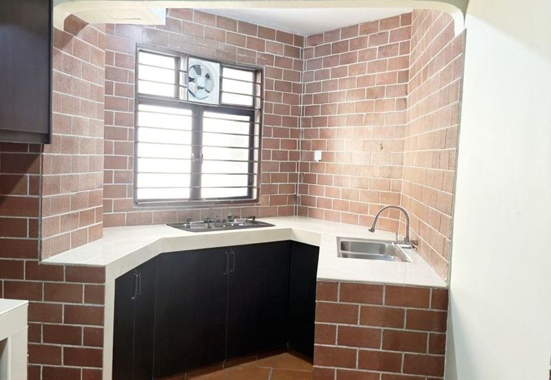 Pangsapuri Kristal (Crystal Tower), Taman Bukit Indah