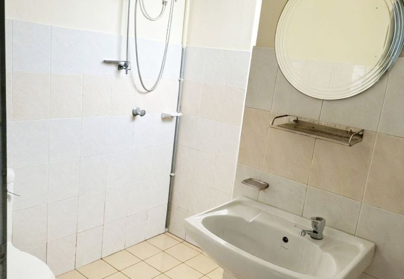 Pangsapuri Kristal (Crystal Tower), Taman Bukit Indah