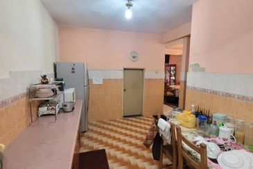 Taman Desa Keramat AU2