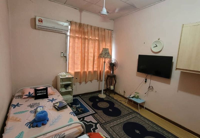 Taman Desa Keramat AU2