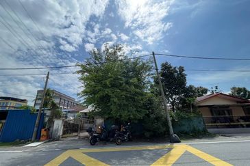 Kampung Ampang Campuran