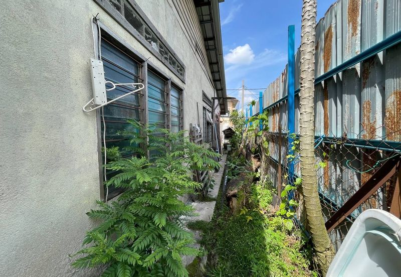 Kampung Ampang Campuran