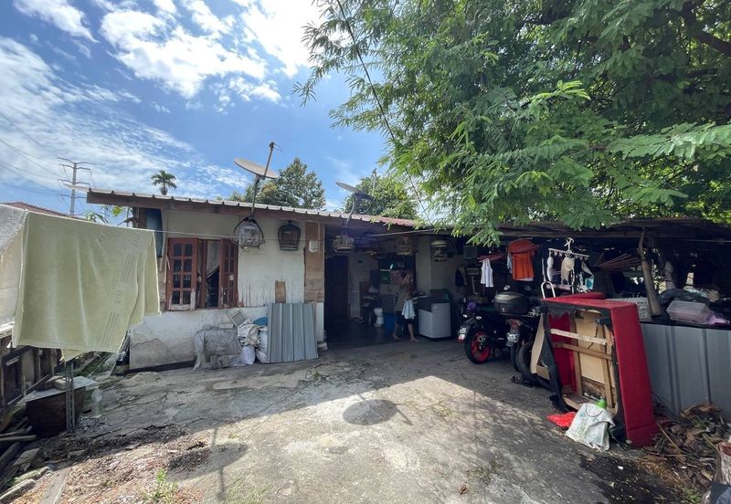 Kampung Ampang Campuran