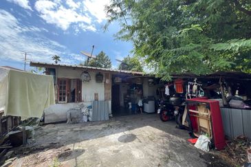 Kampung Ampang Campuran