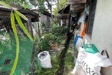 Kampung Ampang Campuran