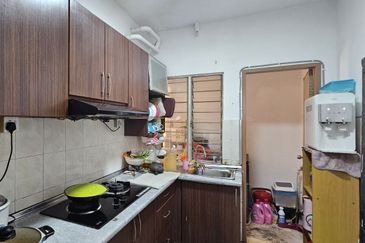 Kondominium Tiara Intan, Taman Bukit Indah