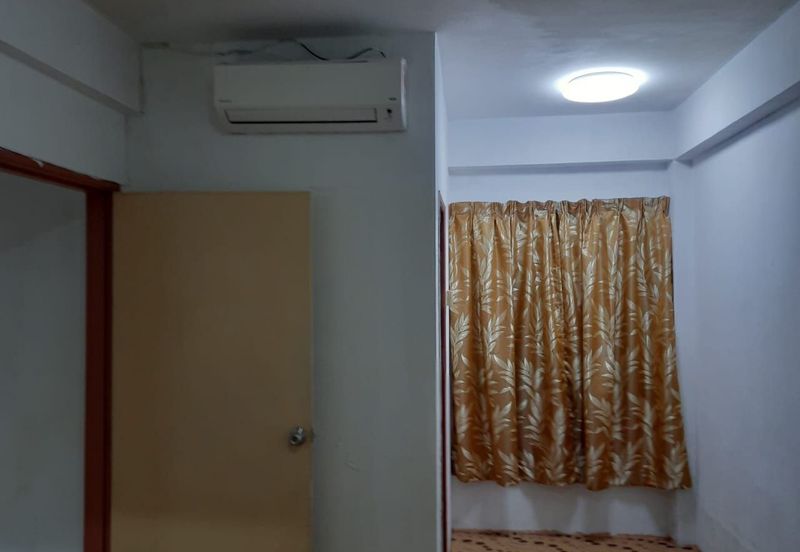 Menara Jade (Jade Tower), Taman Bukit Indah