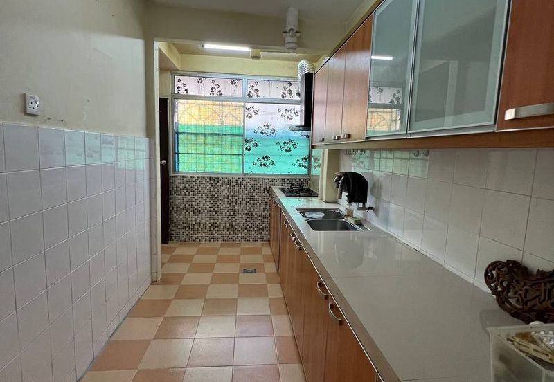 Sri Baiduri Apartment