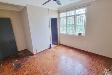 Pangsapuri Kristal (Crystal Tower), Taman Bukit Indah