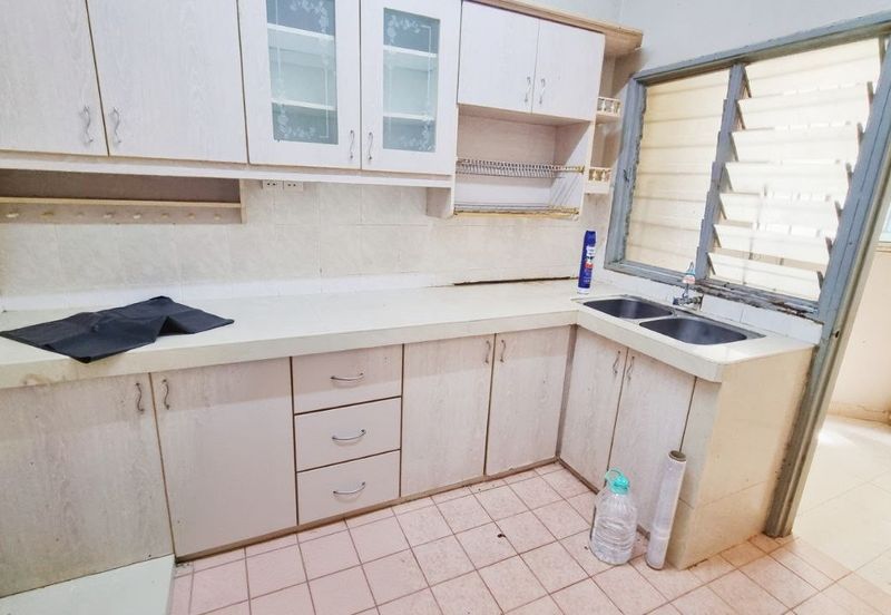 Pangsapuri Kristal (Crystal Tower), Taman Bukit Indah