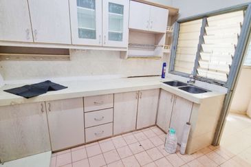 Pangsapuri Kristal (Crystal Tower), Taman Bukit Indah