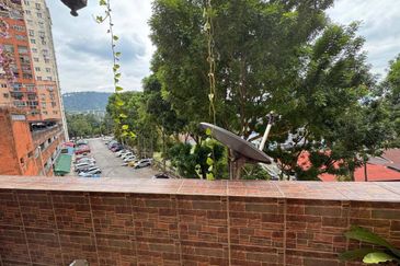 Mesra Villa Apartment