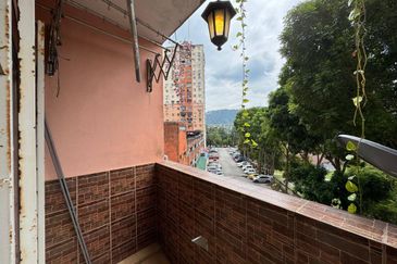 Mesra Villa Apartment