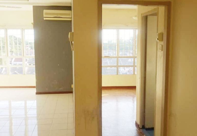 Kondominium Tiara Intan, Taman Bukit Indah