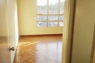 Kondominium Tiara Intan, Taman Bukit Indah