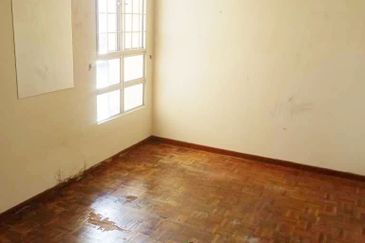 Kondominium Tiara Intan, Taman Bukit Indah