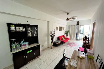 Pelangi Apartment