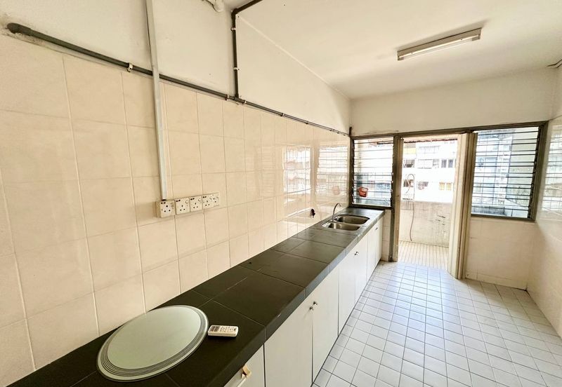 Baiduri Apartment @ Desa Pandan