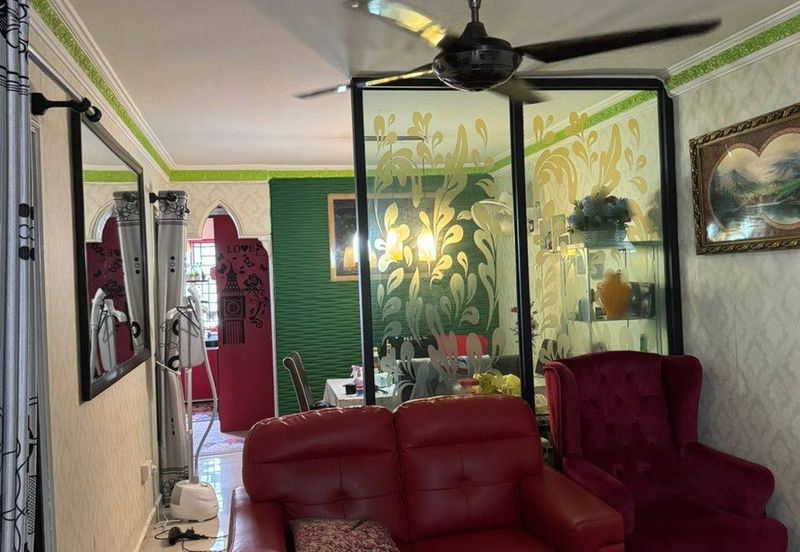 Rumah Pangsa Saga (Saga Suria)