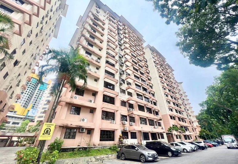 Bayu Tasik Condominium