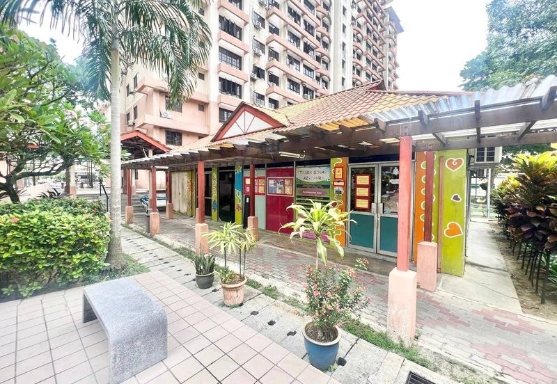 Bayu Tasik Condominium